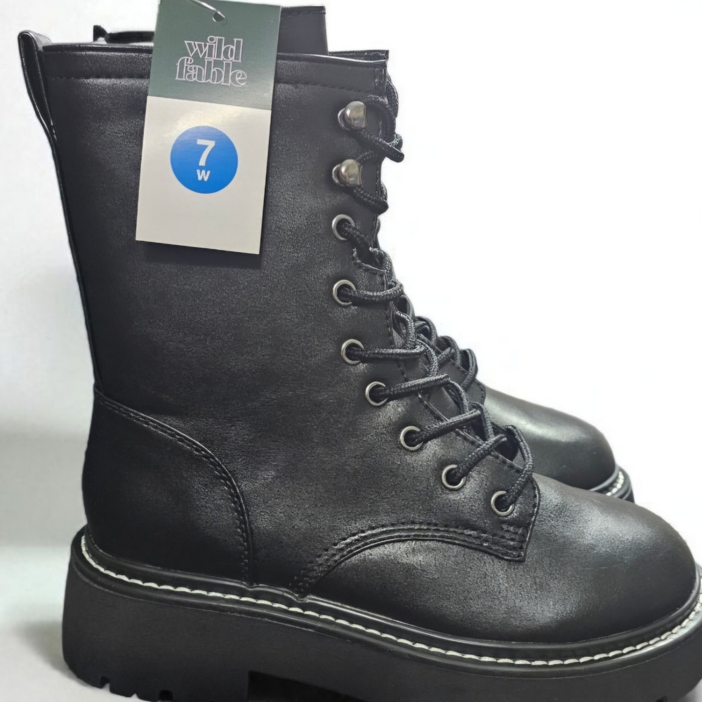 Wild Fable Black Lace-Up Boots
